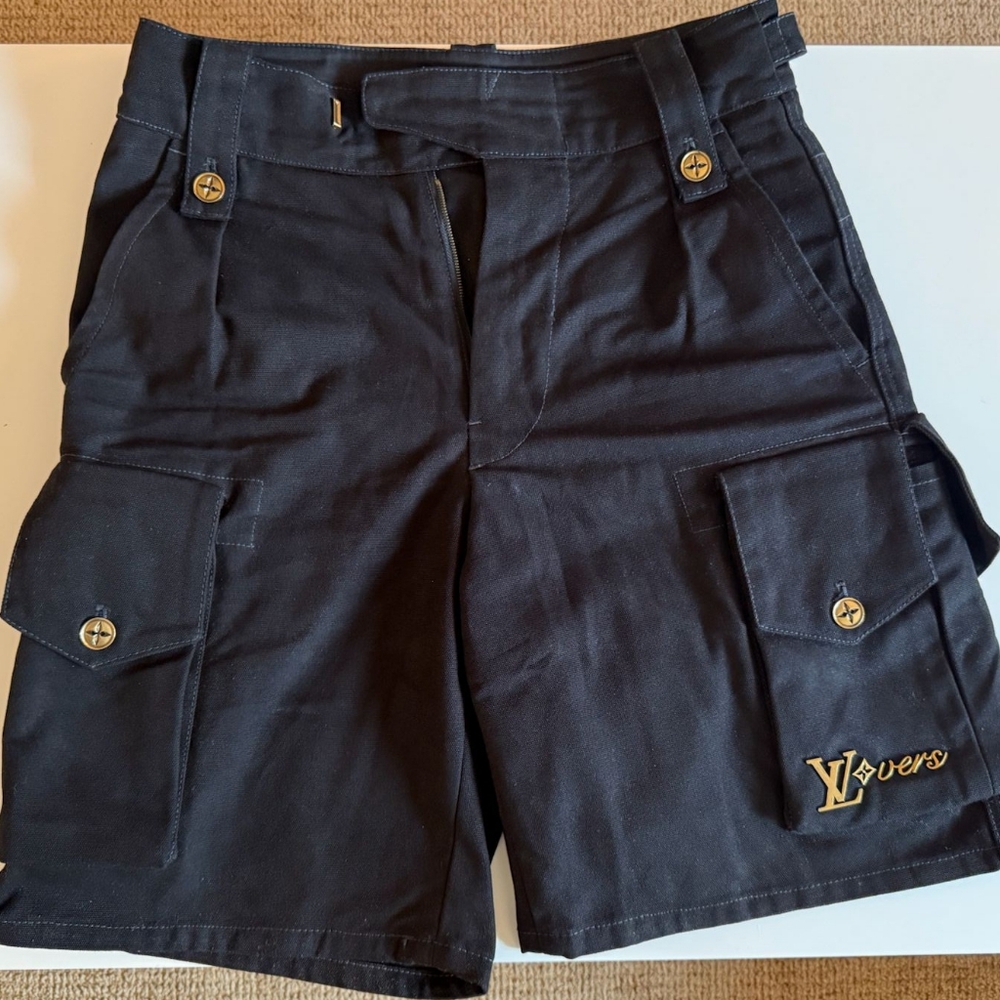 Pre Owned Louis Vuitton Men's Black Utility Cargo Shorts Size 44
